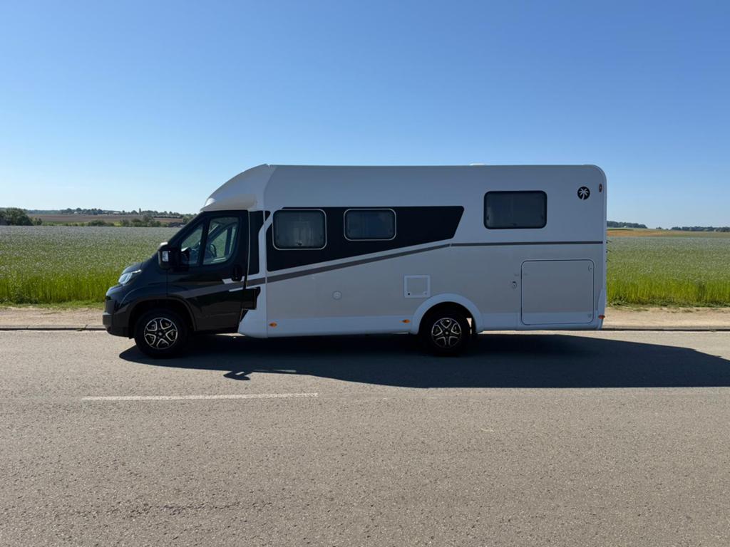 Fiat Ducato Sunlight 69 LC Adventure **NIEUW 2026**, Caravans en Kamperen, Mobilhomes, Automaat, Douche, Diesel, Particulier