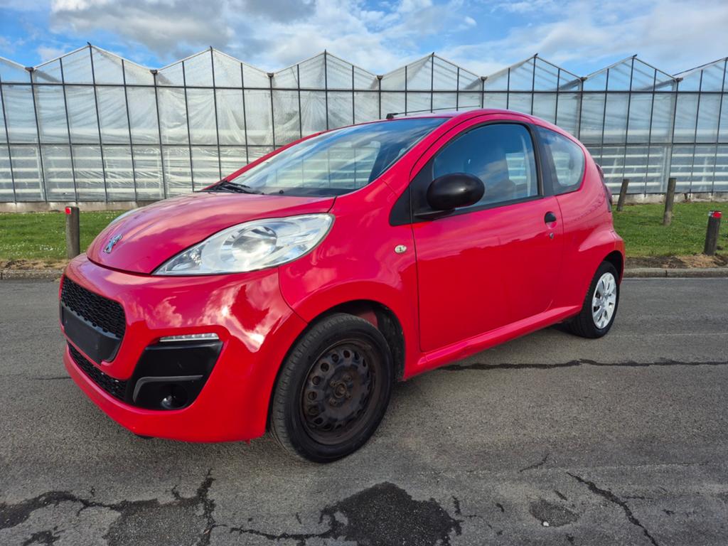Peugeot 107 1.0 benzine  bj 2013 160dkm Gekeurd voor verkoop, Autos, Peugeot, Rouge, Euro 5, Achat, 50 kW