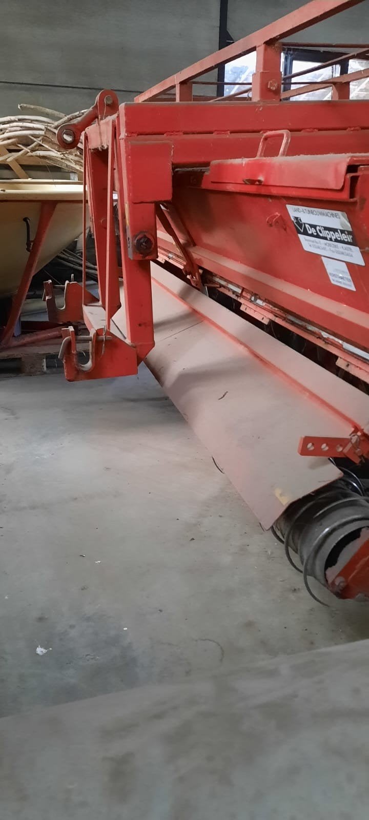 Spitmachine De Clippeleir, Ophalen