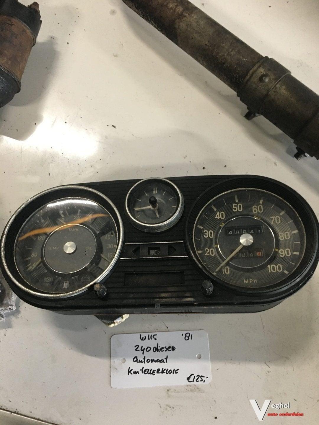 Mercedes w114 240 diesel Automaat 1974, Autos : Pièces & Accessoires, -, Utilisé, -, -