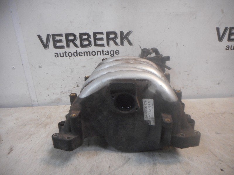 COLLECTEUR D'ADMISSION Audi A6 (C5) (078133223s), Auto-Union-Straße  1,
85057  Ingolstadt, DE, Info@audi.de, Audi, Utilisé