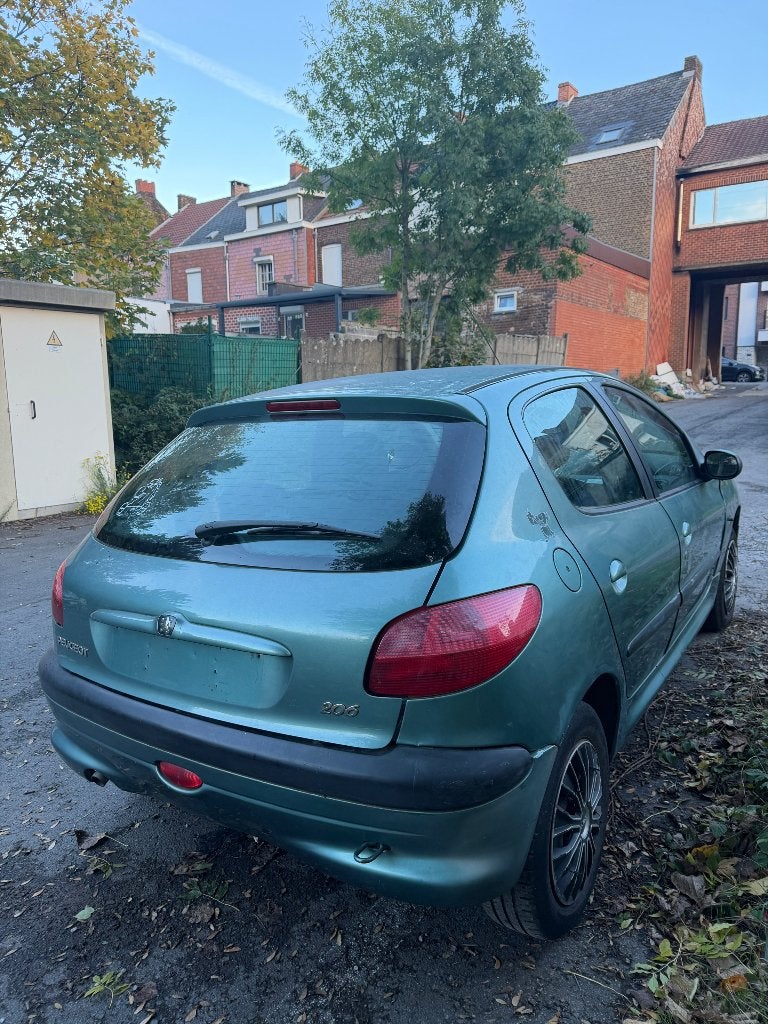 Peugeot, Achat, Boîte manuelle, Entretenue par le concessionnaire, Noir