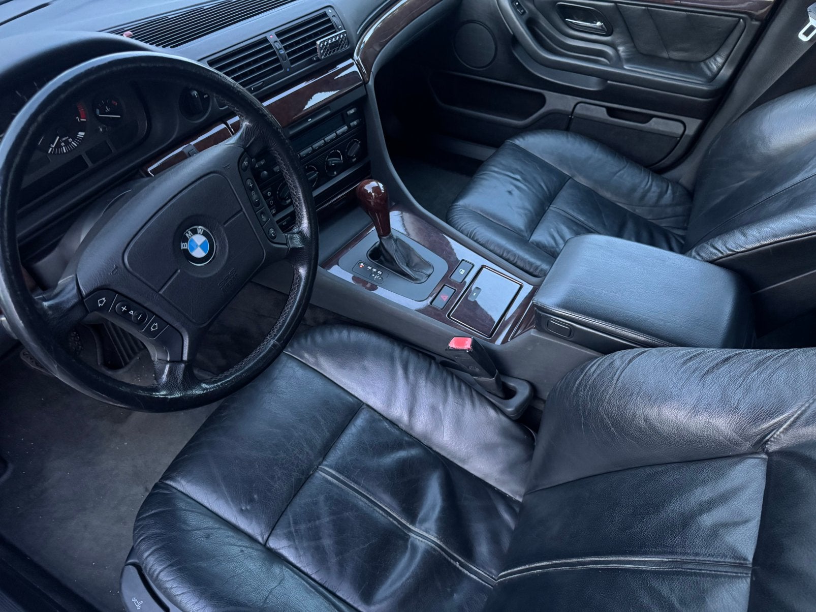 BMW E38 oldtimer, foto 6