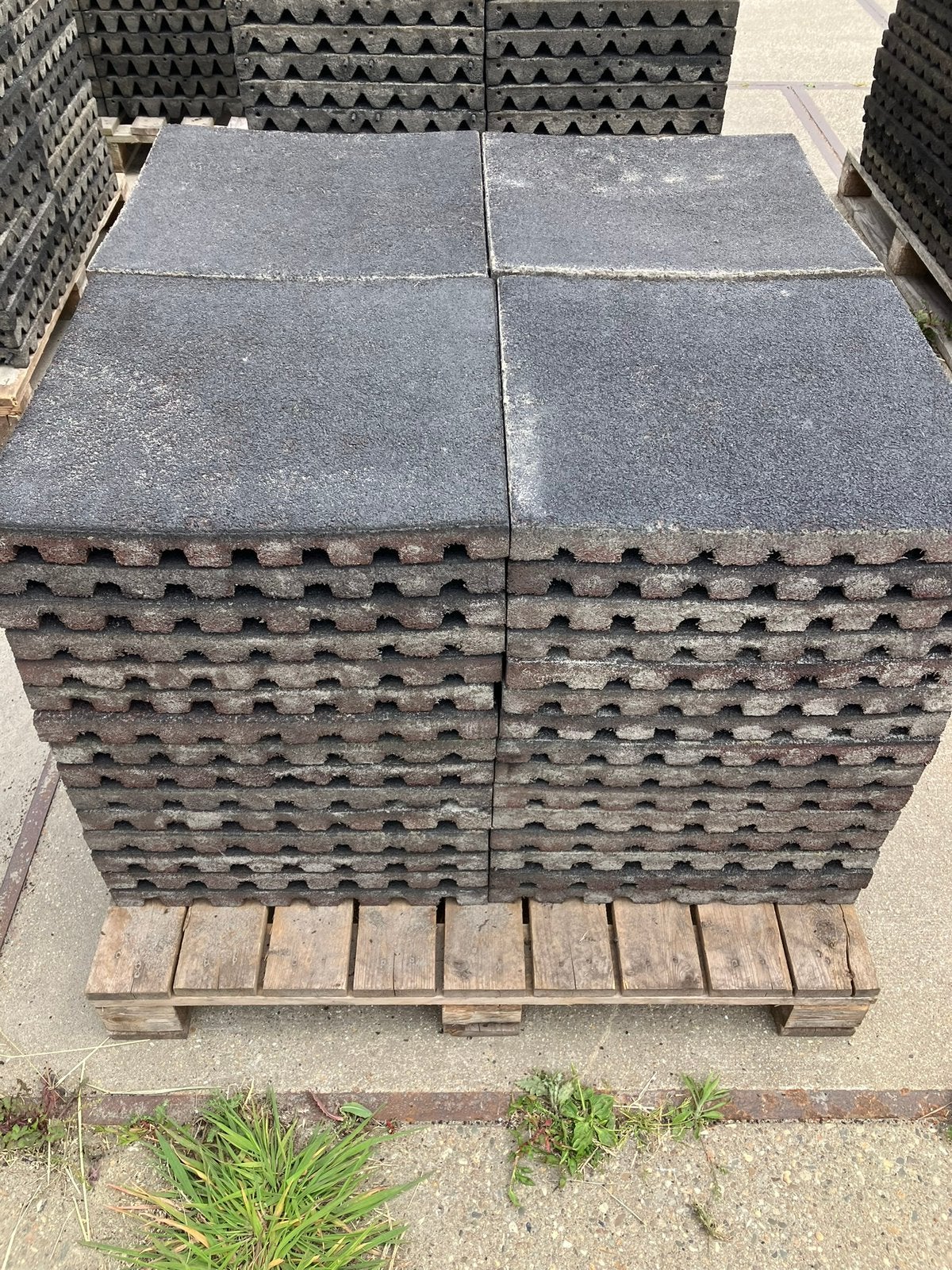 60 vochtdoorlatende rubberen matten 50x50x4cm, Ophalen, Gebruikt, Rubber