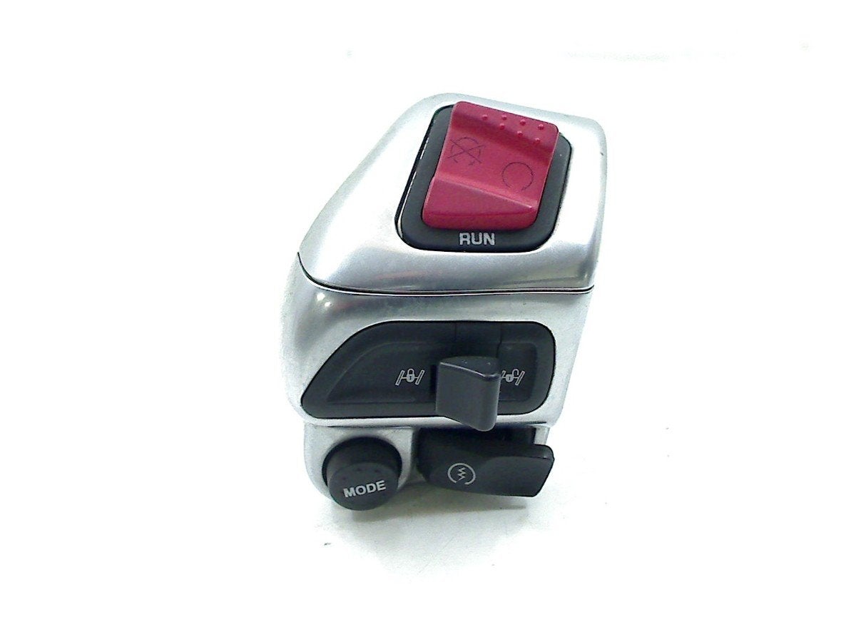 COMMUTATEUR DROIT MP3 300 Yourban LT 2011-2015 (ZAPM75100), Dhr. S. di Majo, Utilisé, Info@cama-motorparts.nl, P.J. Troelstraweg 8 8
3144 CX  MAASSLUIS, NL