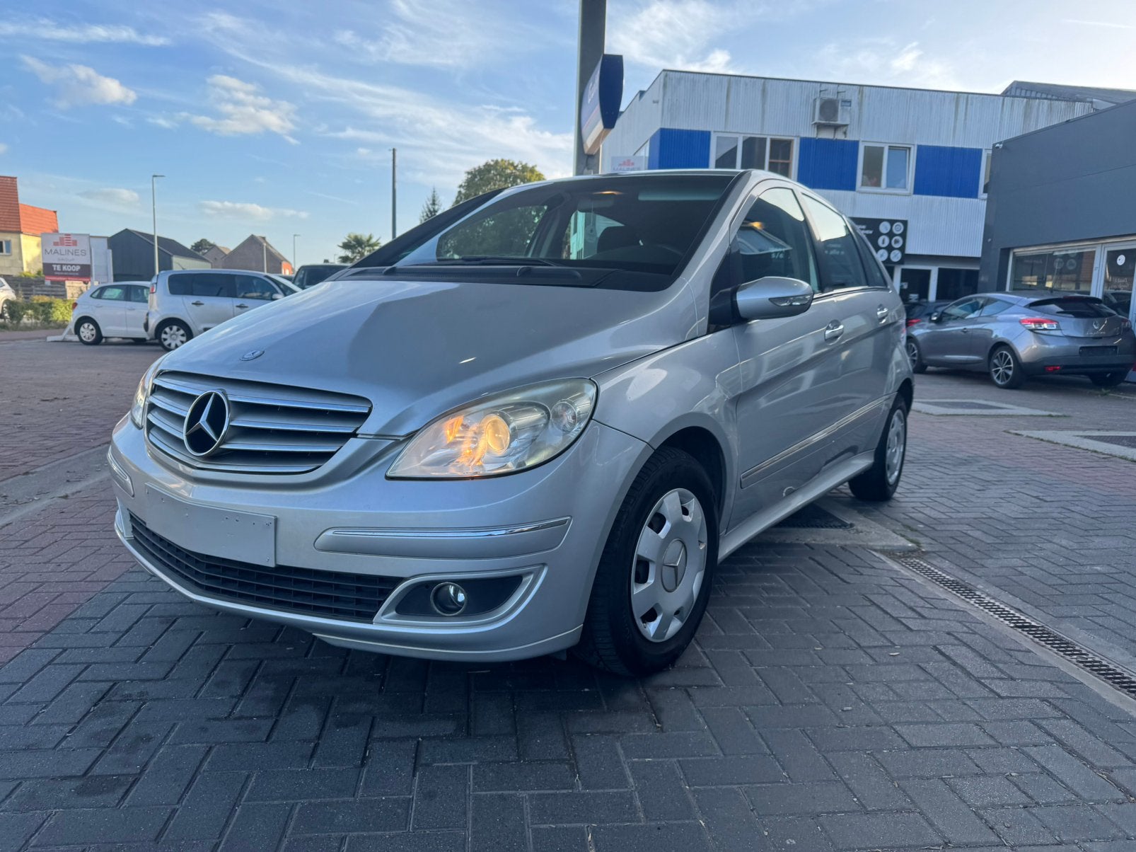 Mercedes-Benz B150 - BENZINE - AIRCO - 150.000 km - 2007, Auto's, Stof, 1498 cc, Zwart, Bedrijf