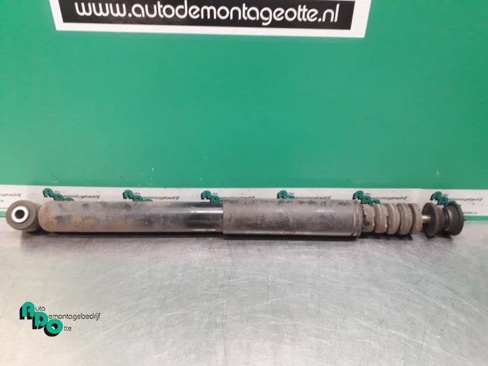 Amortisseur arrière droit d'un Renault Clio (Clio 3 06-), Renault, -, 3 mois de garantie, Utilisé
