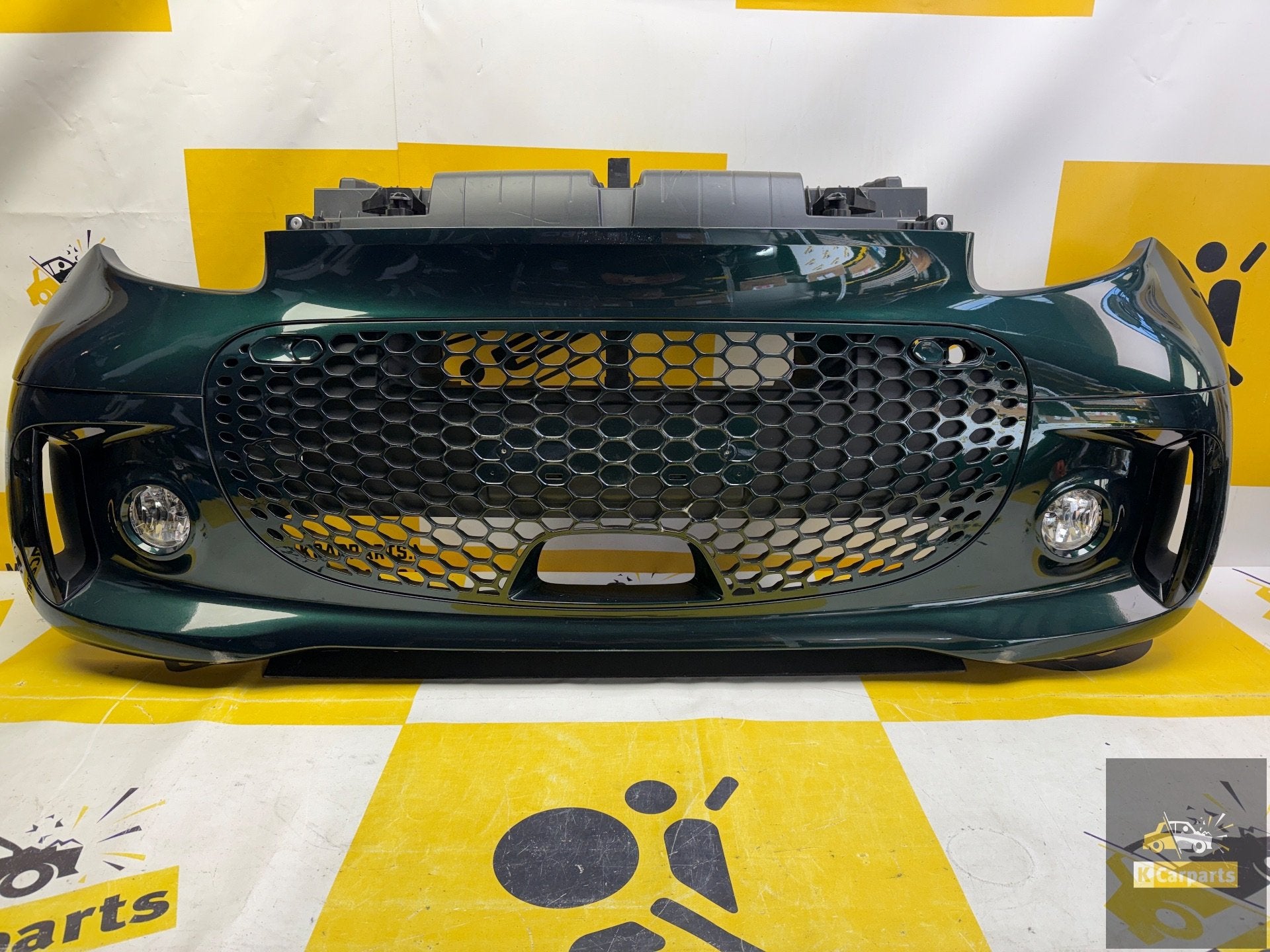 Smart ForTwo voorbumper Origineel bumper compleet, Auto-onderdelen, Gebruikt, Mercedes-Benz AG, Voor, Mercedesstrasse 120
70372  Stuttgart, DE