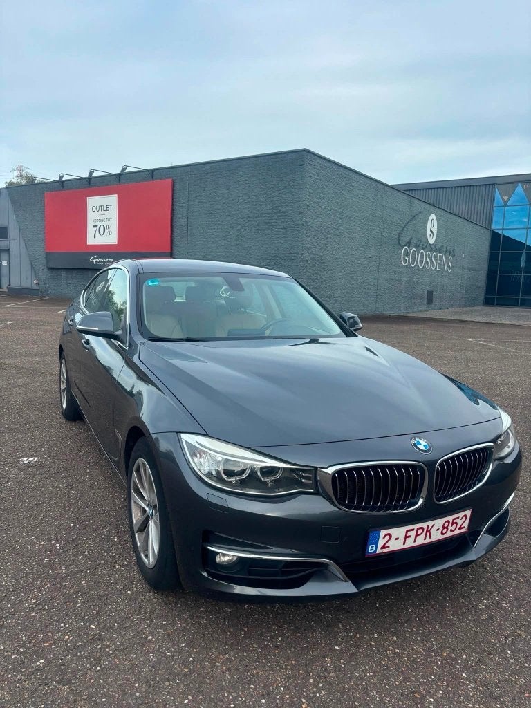 BMW 320i turbo Limousine Automatic - TÜV Новый - 184 л.с., Autos, BMW, Cuir, Argent ou Gris, Achat, Carnet d'entretien