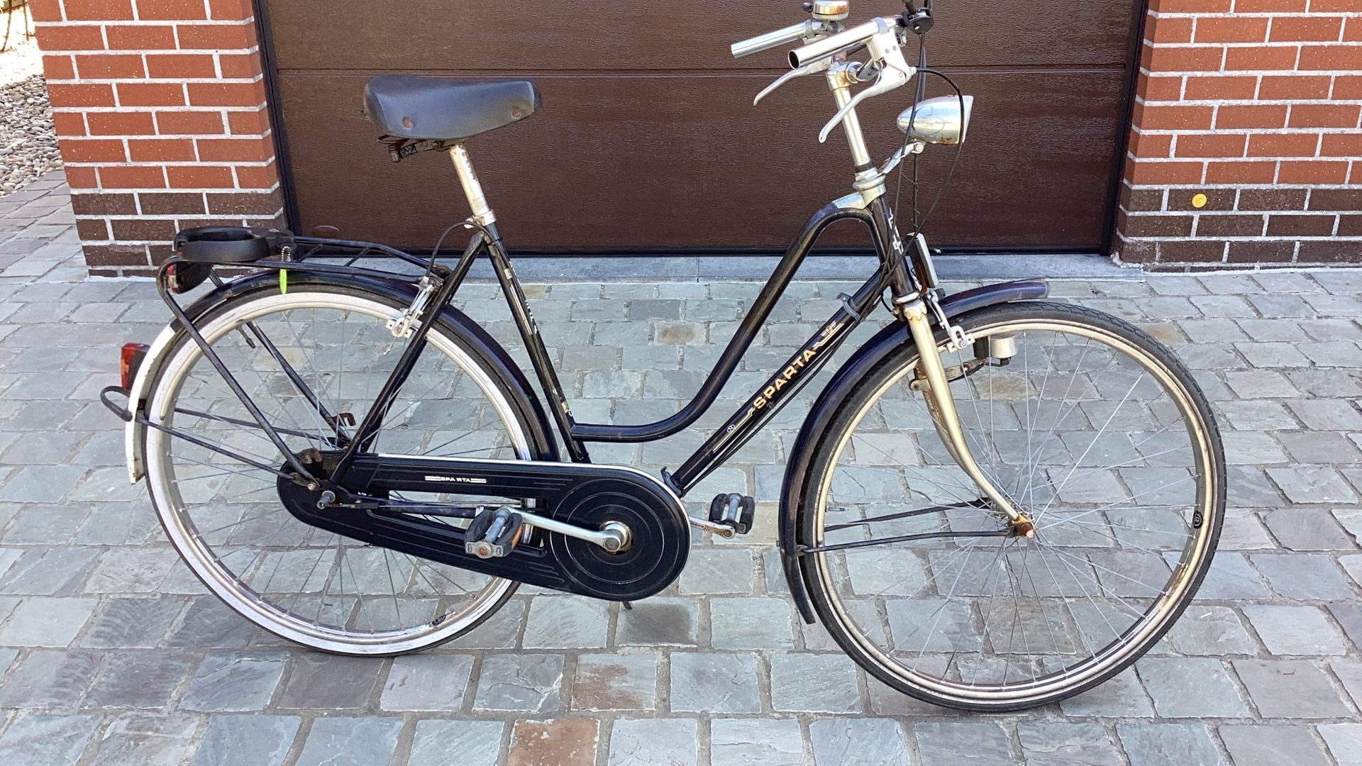 Damesfiets, Ophalen, Sparta