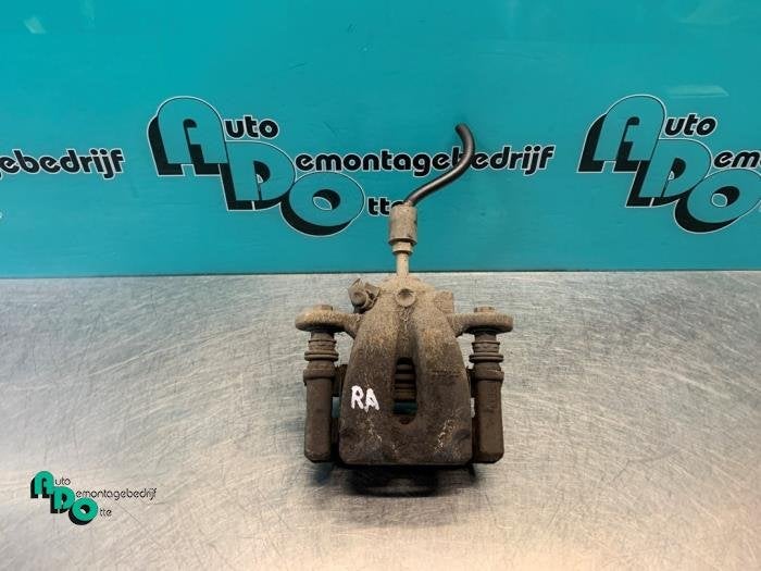 Etrier de frein (pince) arrière droit d'un BMW 1-Serie (1-S, Autos : Pièces & Accessoires, Freins & Transmission, -, 3 mois de garantie
