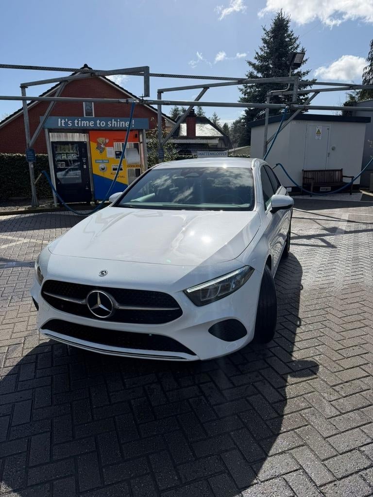 Mercedes A250e Berline Business Line 2025, Auto's, Automaat, Leder en Stof, Wit, 120 kW