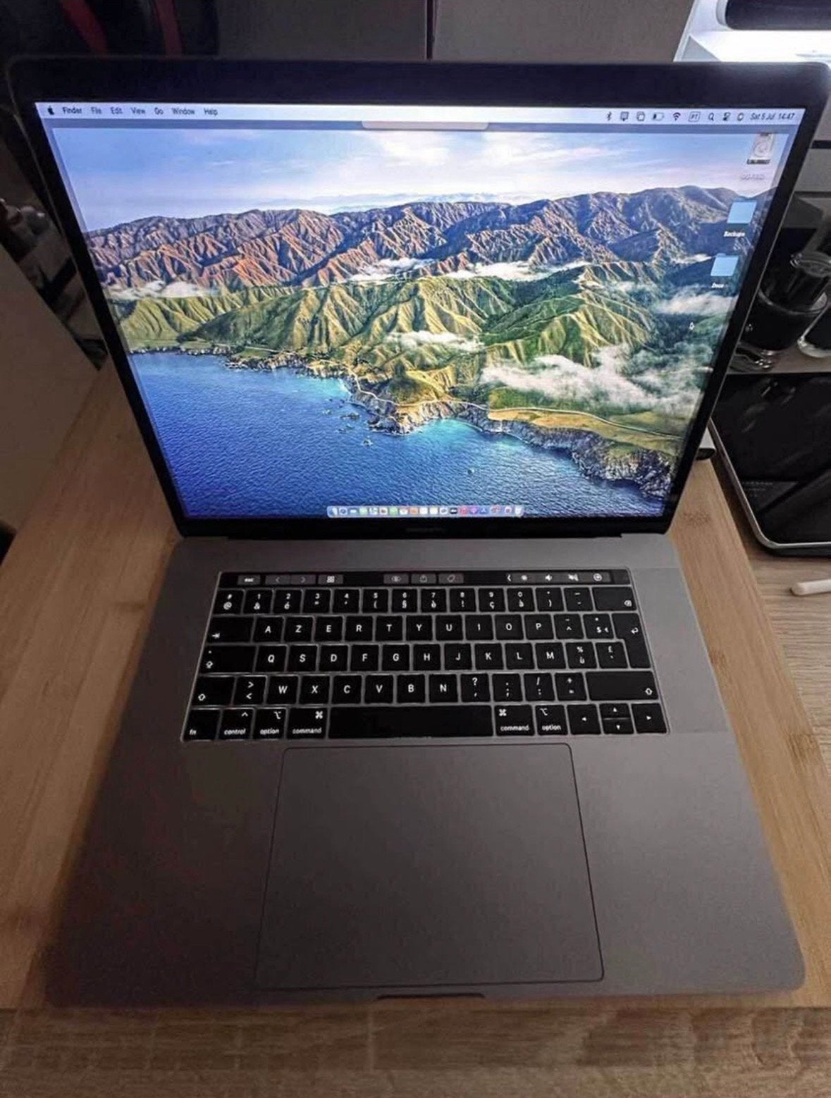Macbook Pro 15 Touchbar, Informatique & Logiciels, Enlèvement, Comme neuf, 16 GB, MacBook