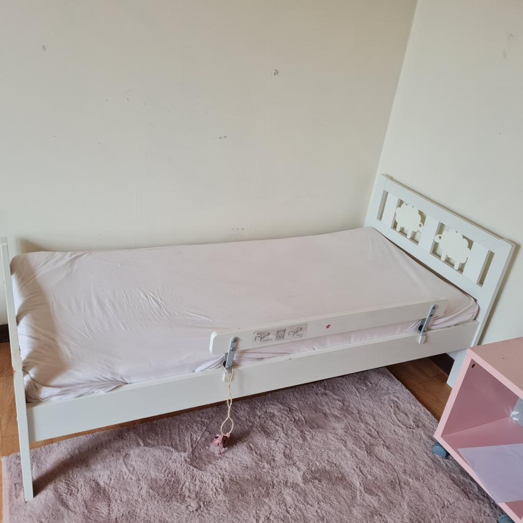 Gratis Bed peuter/kleuter ikea, Ophalen, Matras