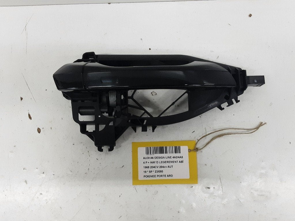 POIGNEE EXTERIEURE ARRIÈRE DROITE Audi A6 Avant (C8), Auto-Union-Straße  1,
85057  Ingolstadt, DE, Info@audi.de, Audi, Utilisé