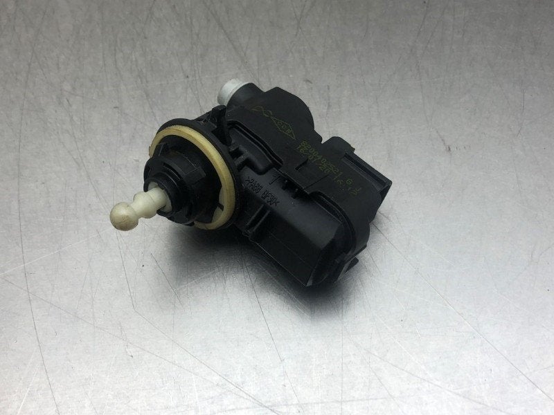 KOPLAMPMOTOR Nissan NV 250 (WF) (01-2021/-) (|8200402521|), Gebruikt, Nissan