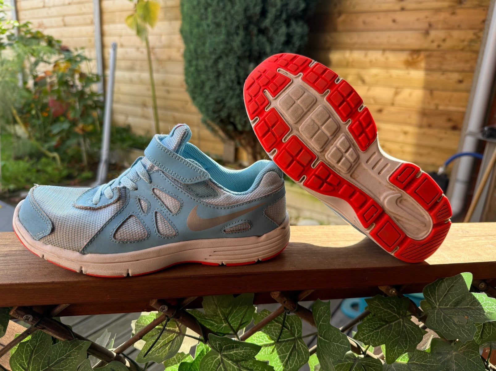 Nike sneakers, Kinderen en Baby's, Gebruikt, Ophalen of Verzenden, Jongen of Meisje, Sportschoenen