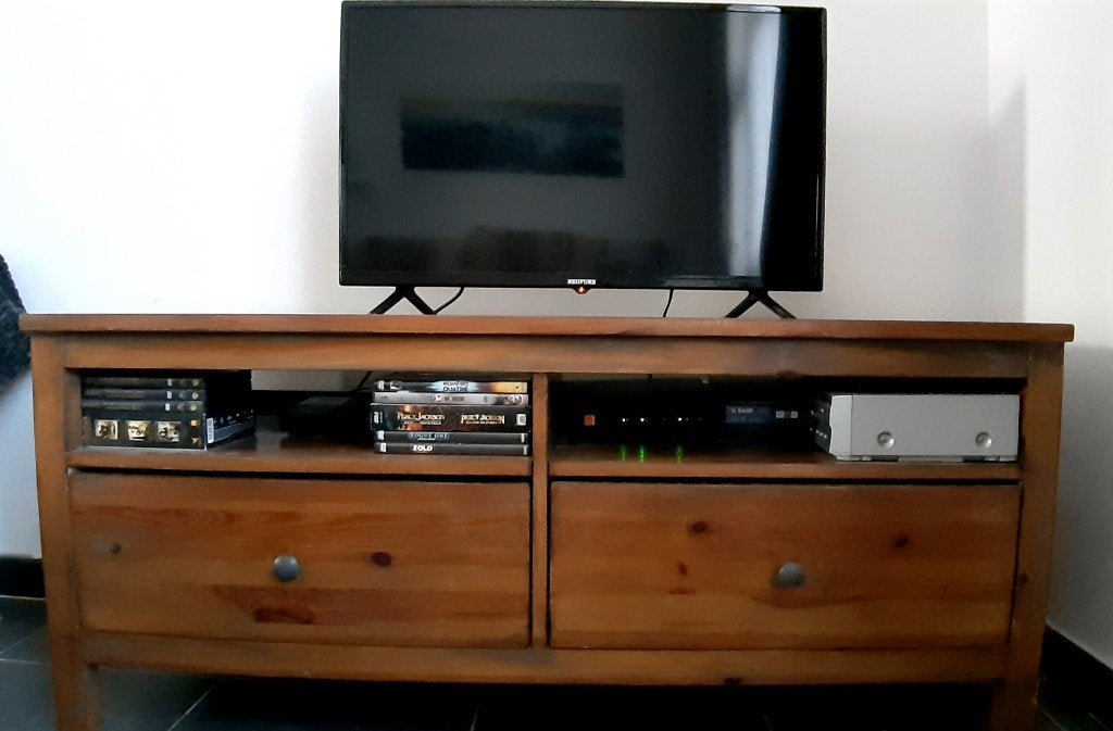 Meuble télé Gamme HEMNES Ikea, 25 à 50 cm, Moins de 100 cm, 100 à 150 cm, Enlèvement