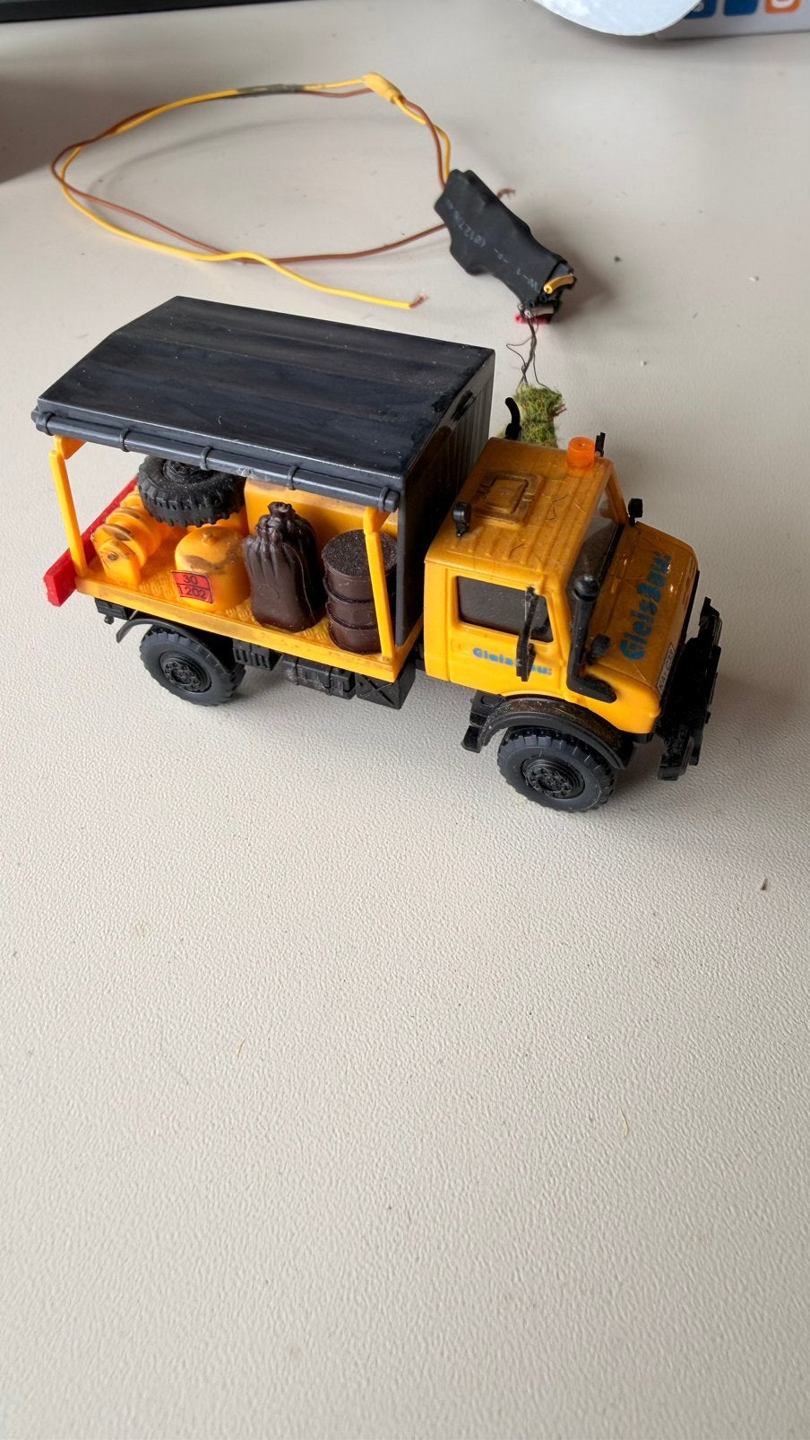 Unimog spooronderhoud voertuig, Ophalen, Zo goed als nieuw