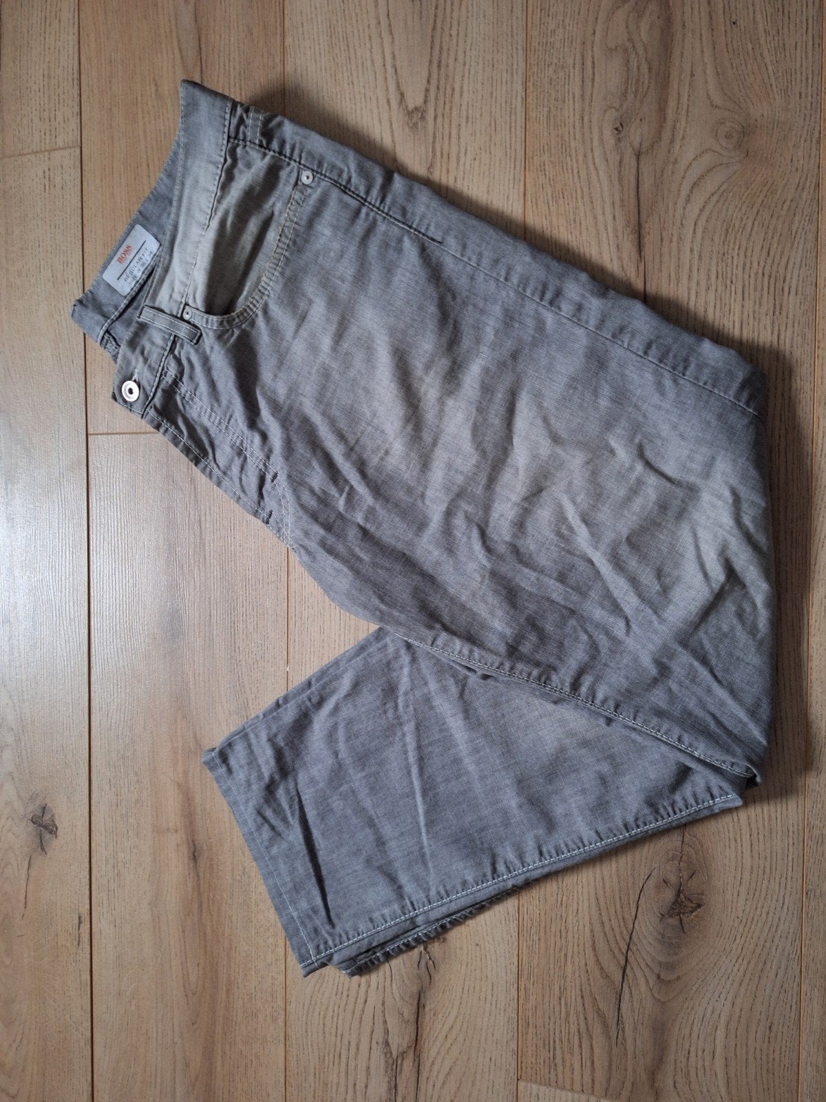 Jeans gris Hugo BOSS regular fit W35, Vêtements | Hommes, Jeans, Enlèvement ou Envoi, Gris