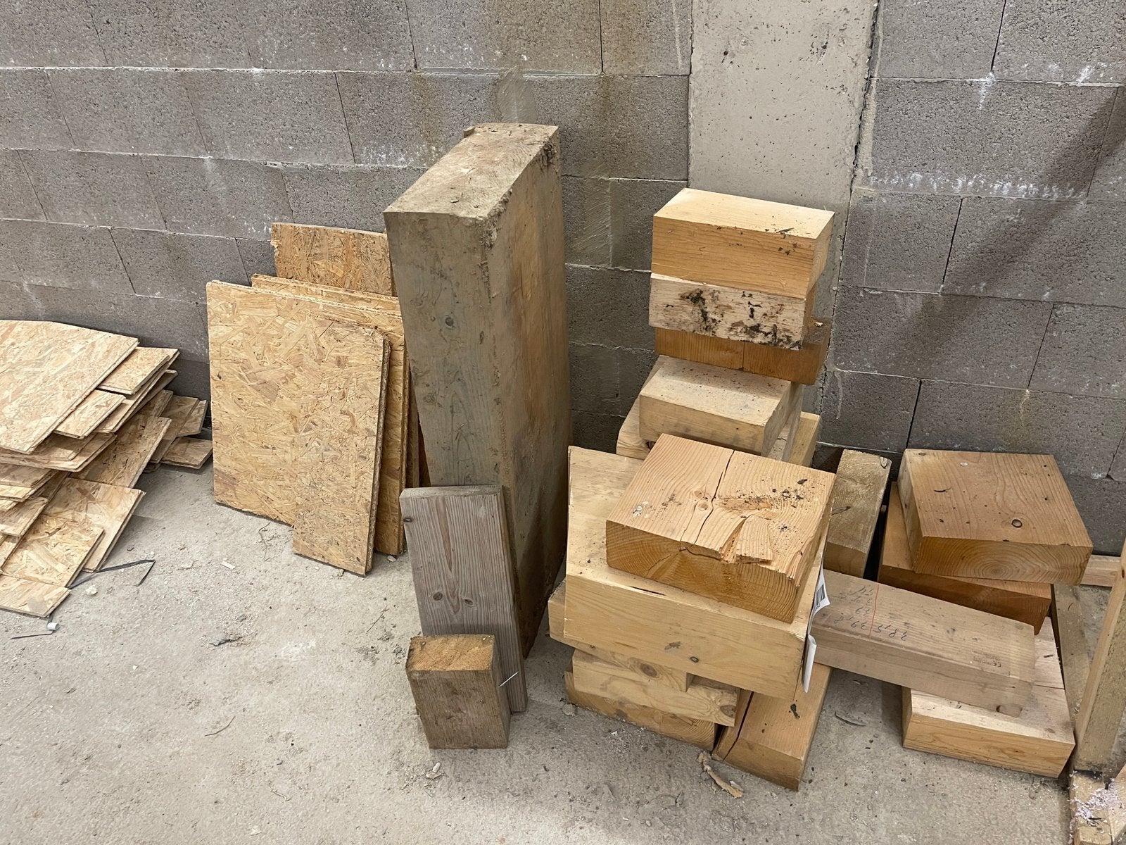 Lot de bois (bois chauffage,…), Enlèvement