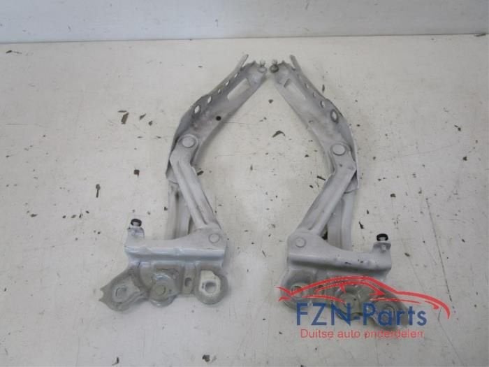 Skoda Superb Motorkapscharnier Set ( Scharnier ) L + R, Ophalen of Verzenden, Gebruikt