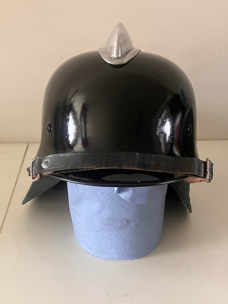 Duits German  WW2 WWII mint restored feuerschutspolizei Helm, Verzamelen, Ophalen of Verzenden, Overige soorten, Helm of Baret
