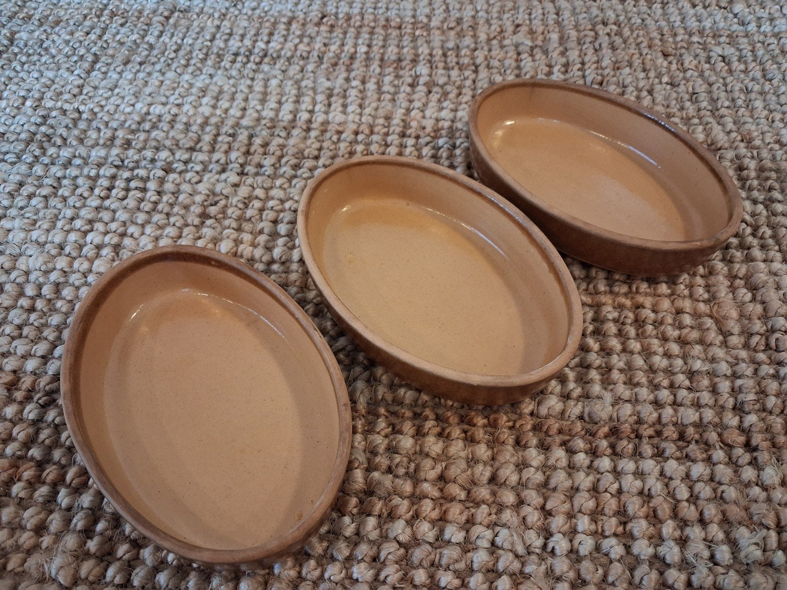 3 magnifiques plats à tapas en poterie ovale française, Enlèvement ou Envoi