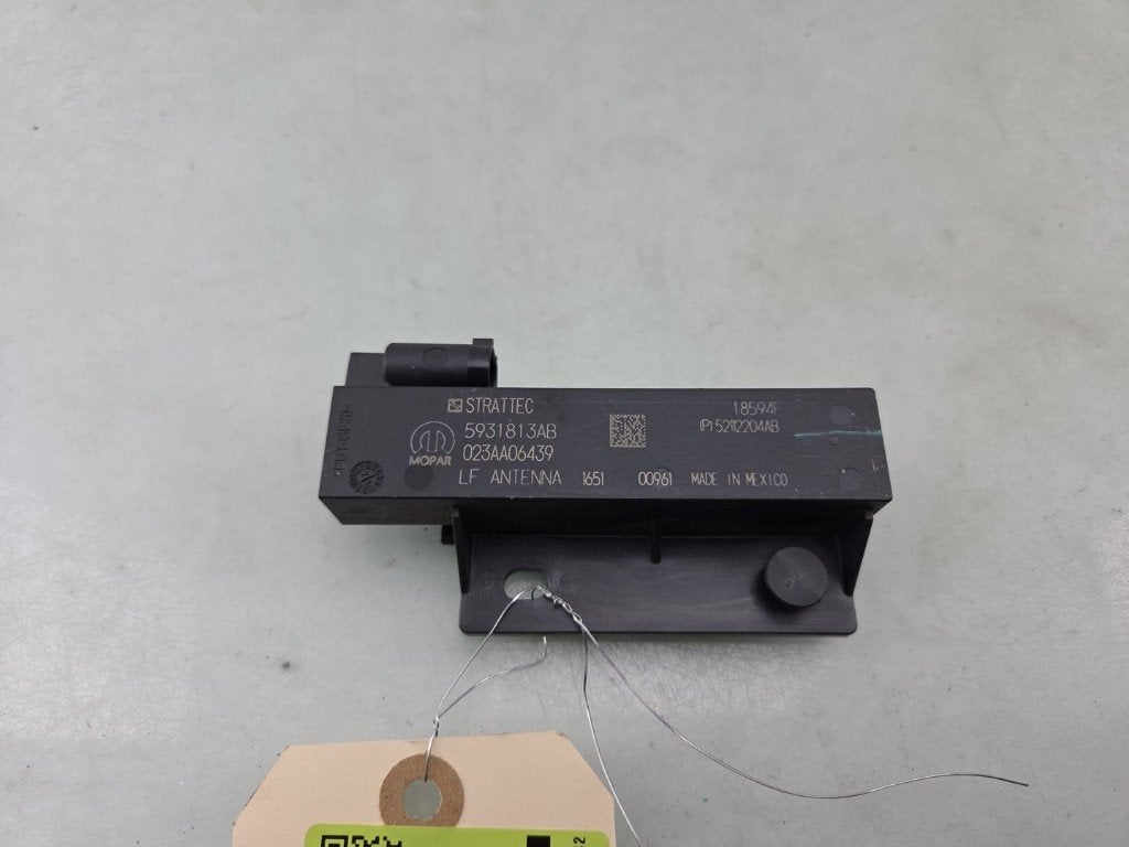 KEYLESS ACCESS ANTENNE RAM 1500 Crew Cab (DS), Auto-onderdelen, Taurusavenue 1
2132 LS  Hoofddorp, NL, Webaccessibility@stellantis.com