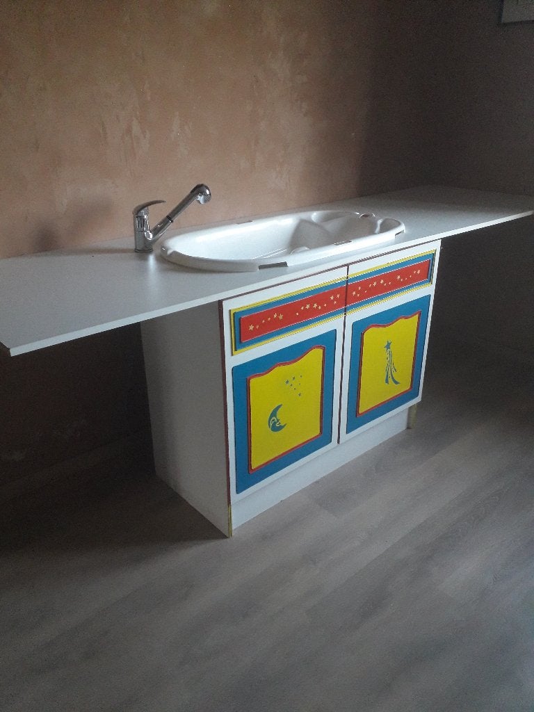 meuble bébé, Enlèvement, Utilisé, Baignoire