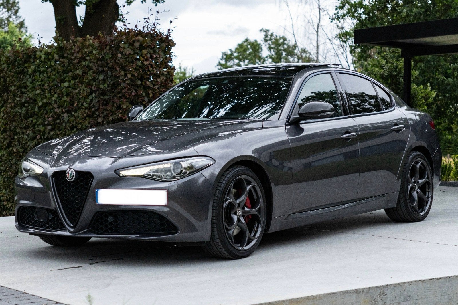 Alfa Romeo Giulia 2.2JTDm Automaat - Topstaat - Full Option, Argent ou Gris, Achat, Entretenue par le concessionnaire, Noir