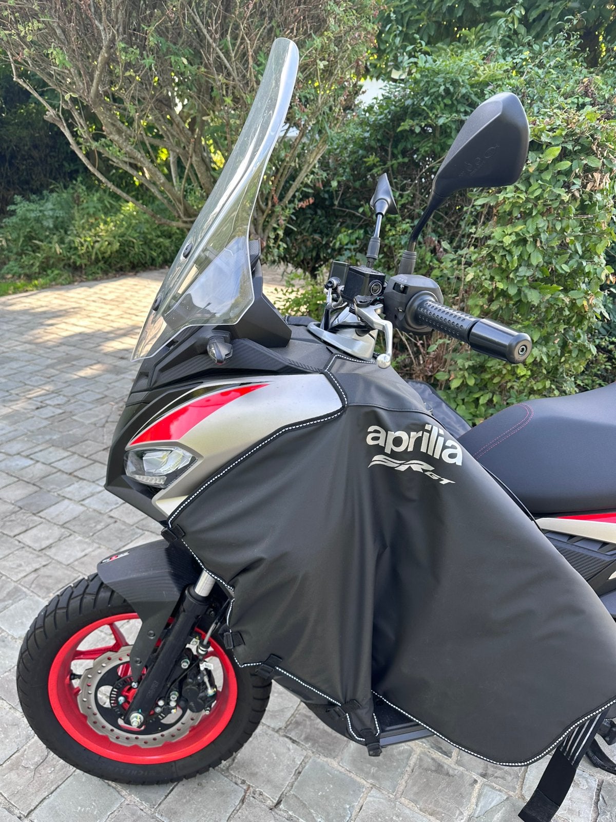 APRILIA SR GT 125, ABS, Scooter, Occasion, Particulier