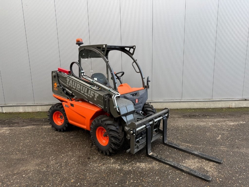 Ausa T144h compacte verreiker, Ophalen, AUSA, Diesel, Overige typen