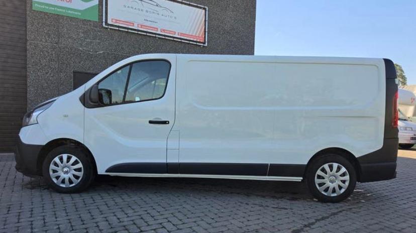 Renault trafic L2 airco euro6b, Auto's, Voorwielaandrijving, Testrit aan huis, Stof, 4 cilinders