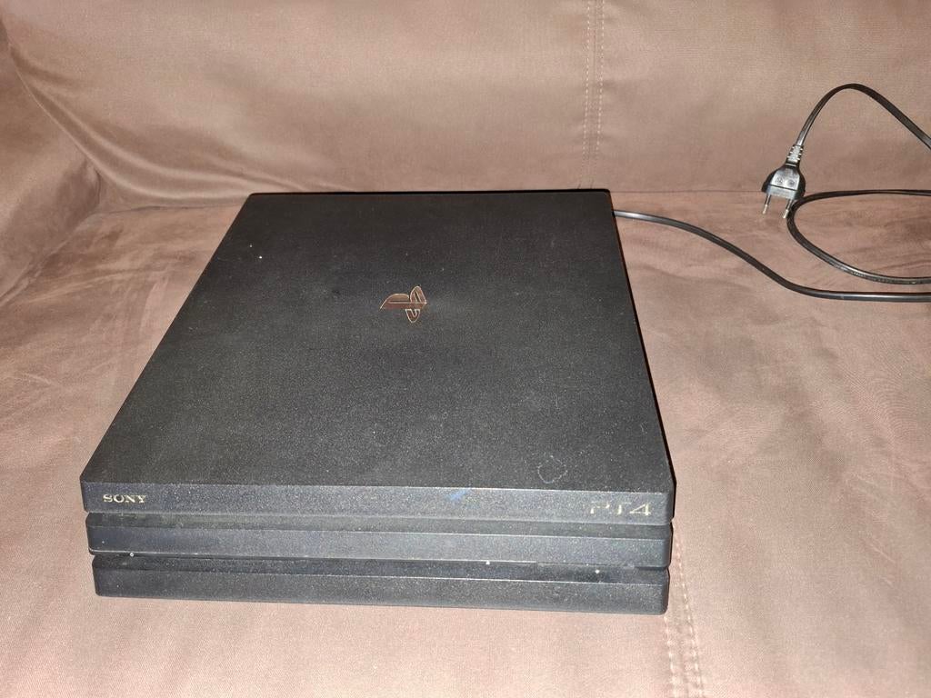 PS4 Pro pour pièces, Consoles de jeu & Jeux vidéo, Consoles de jeu | Sony PlayStation 4, Pro, Enlèvement ou Envoi