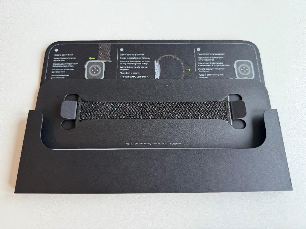 Apple Watch Braided Solo Loop bandje 44mm – maat 7 – nieuw, Bijoux, Sacs & Beauté, Montres connectées, Neuf, iOS, Noir, Enlèvement ou Envoi