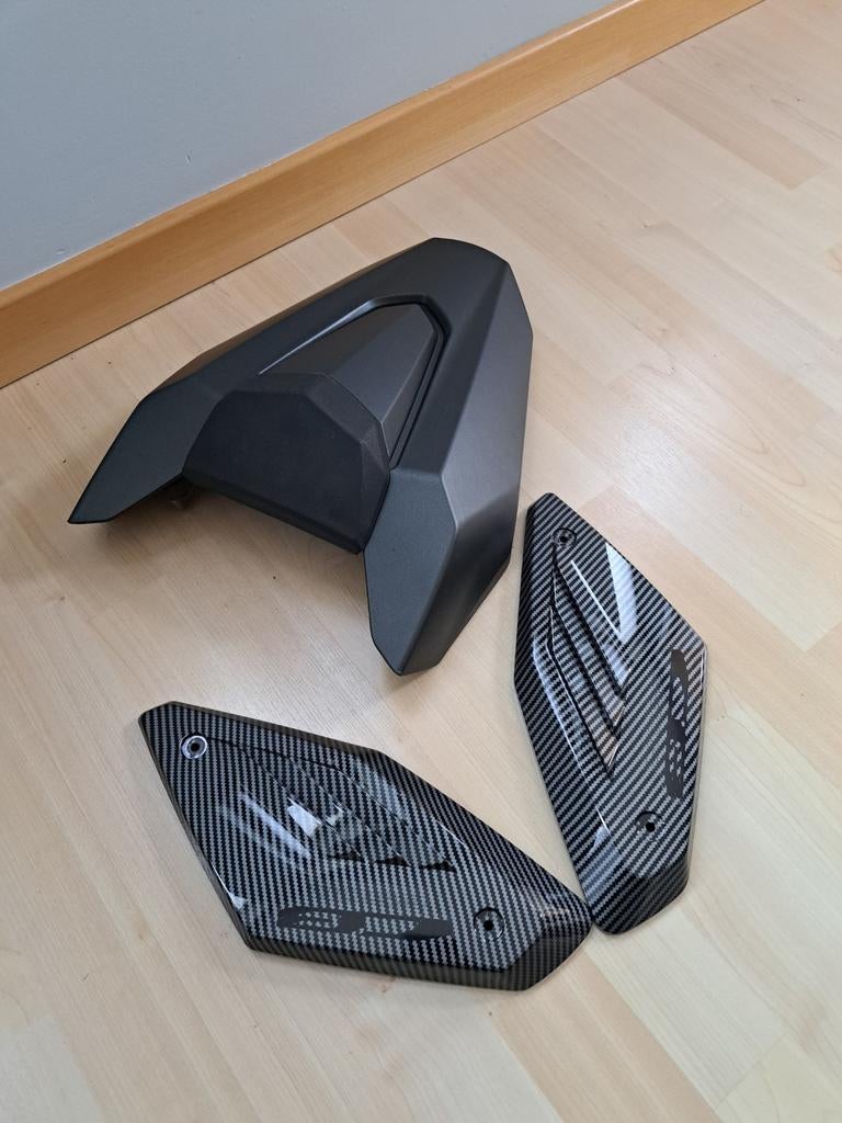Cb650r achterzit accessoire + zijpanelen, Ophalen, Gebruikt, Honda
