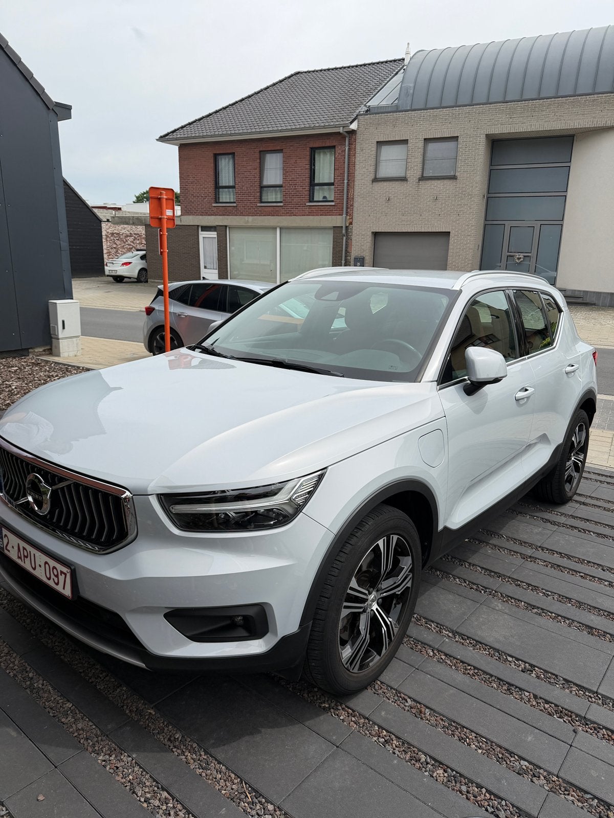 Volvo xc40 hybride, Autos, Volvo, Particulier, EX40, Hybride Électrique/Essence, Euro 6, SUV ou Tout-terrain, 5 portes, Automatique