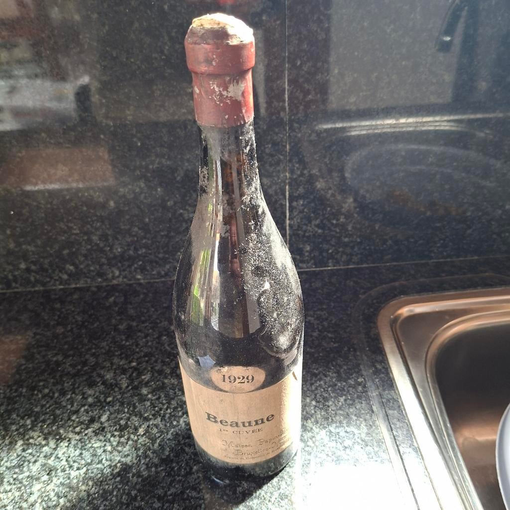 Vieux vin Beaune 1929, Collections, Vins, Pleine, France, Envoi, Vin rouge