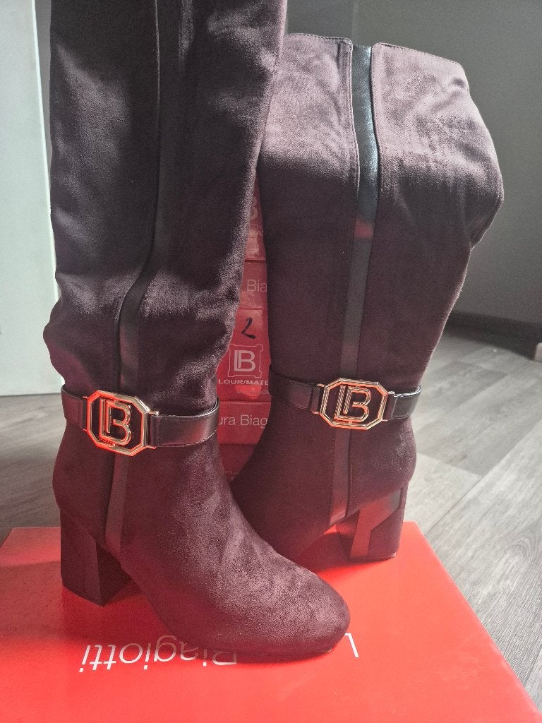 Laura biagiotti laarzen bruin hak maat 36,37,38,39,40, Kleding | Dames, Hoge laarzen, Bruin, Laura biagiotti, Nieuw