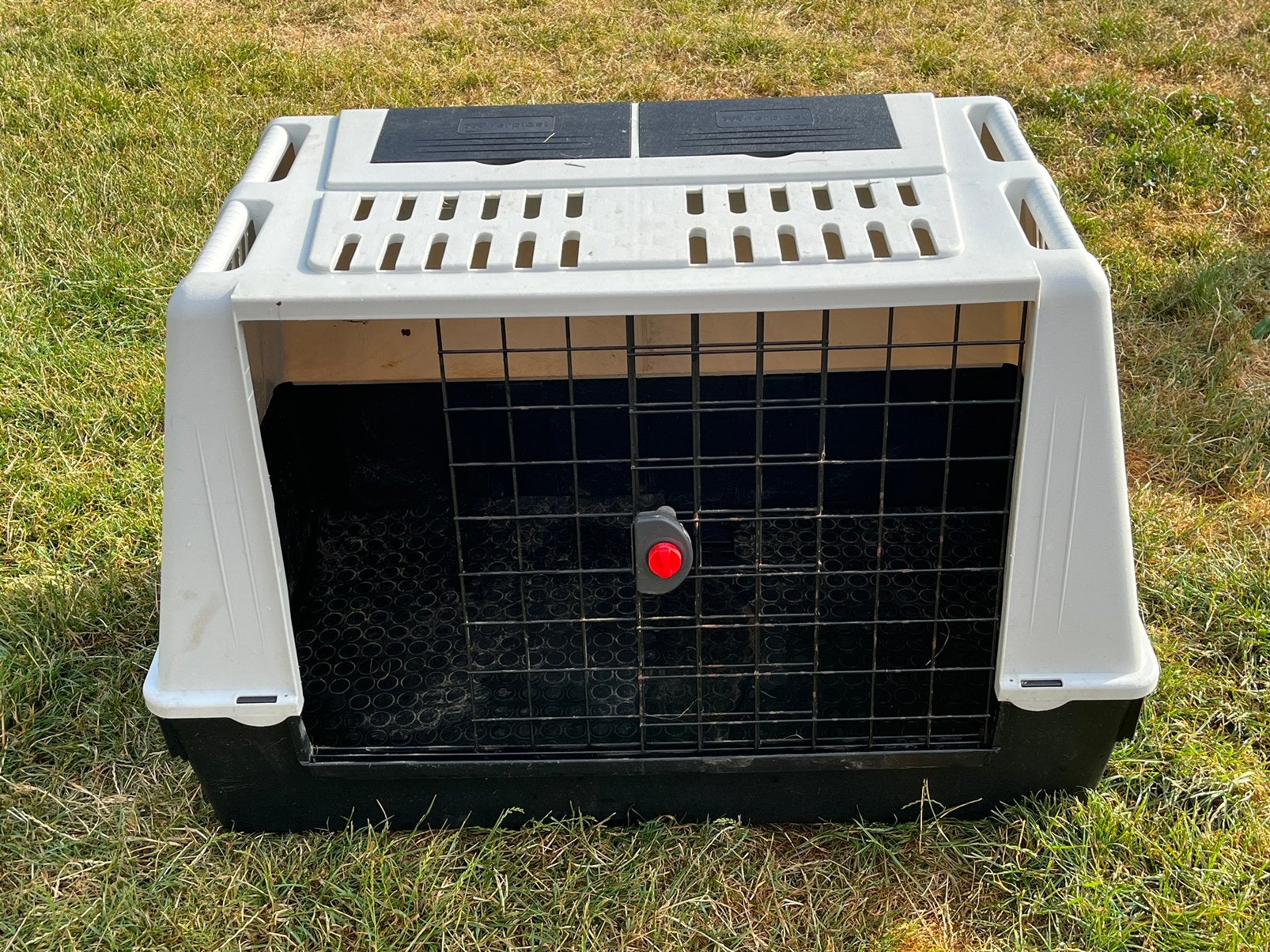 Ferplast Caisse de transport L pour chien  -100-60-66, Animaux & Accessoires, Boîtes de transport, Utilisé, Enlèvement