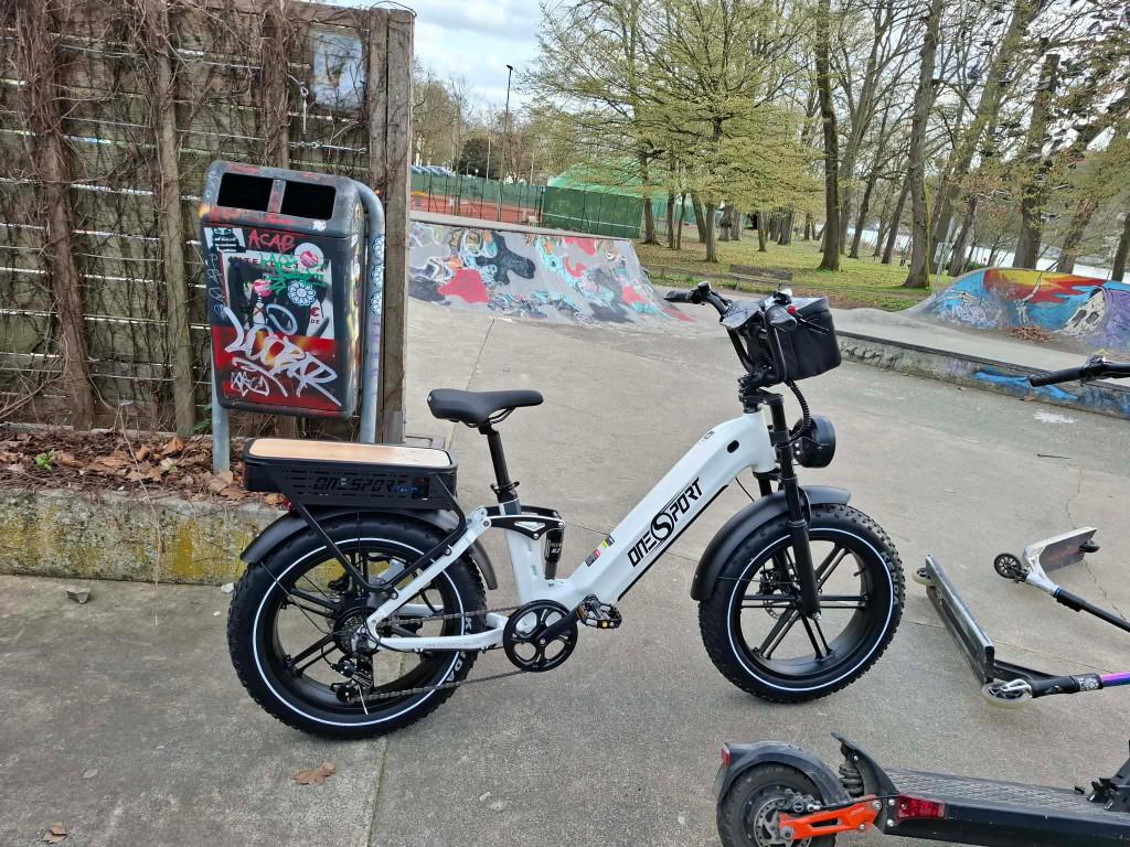 a vendre vélo fatbike électrique grosse autonomie, Enlèvement, Comme neuf, 50 km par batterie ou plus
