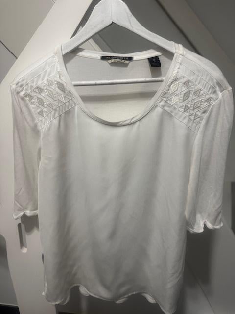 prachtig witte bloes Maison Scotch maat 3, Kleding | Dames, Maison scotch, Ophalen of Verzenden, Zo goed als nieuw