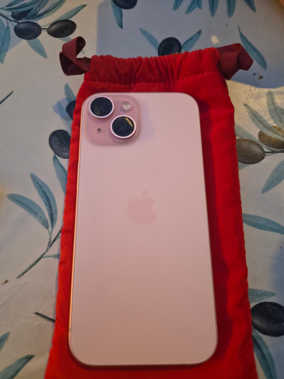 Iphone 15 roze, Telecommunicatie, Ophalen, IPhone 15, 82 %, Zonder abonnement