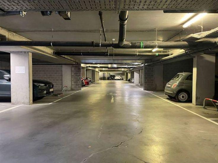 Parkeerplaats te huur, Immo