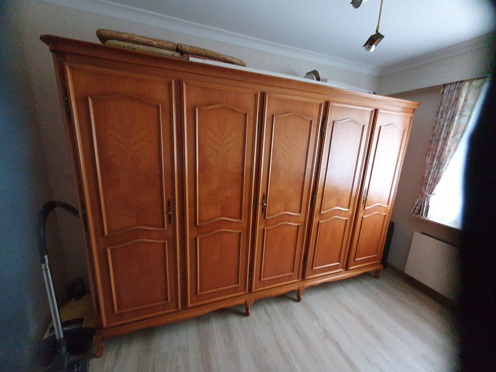 kleerkast, 200 cm ou plus, Avec tablette(s), Cerisier, Comme neuf