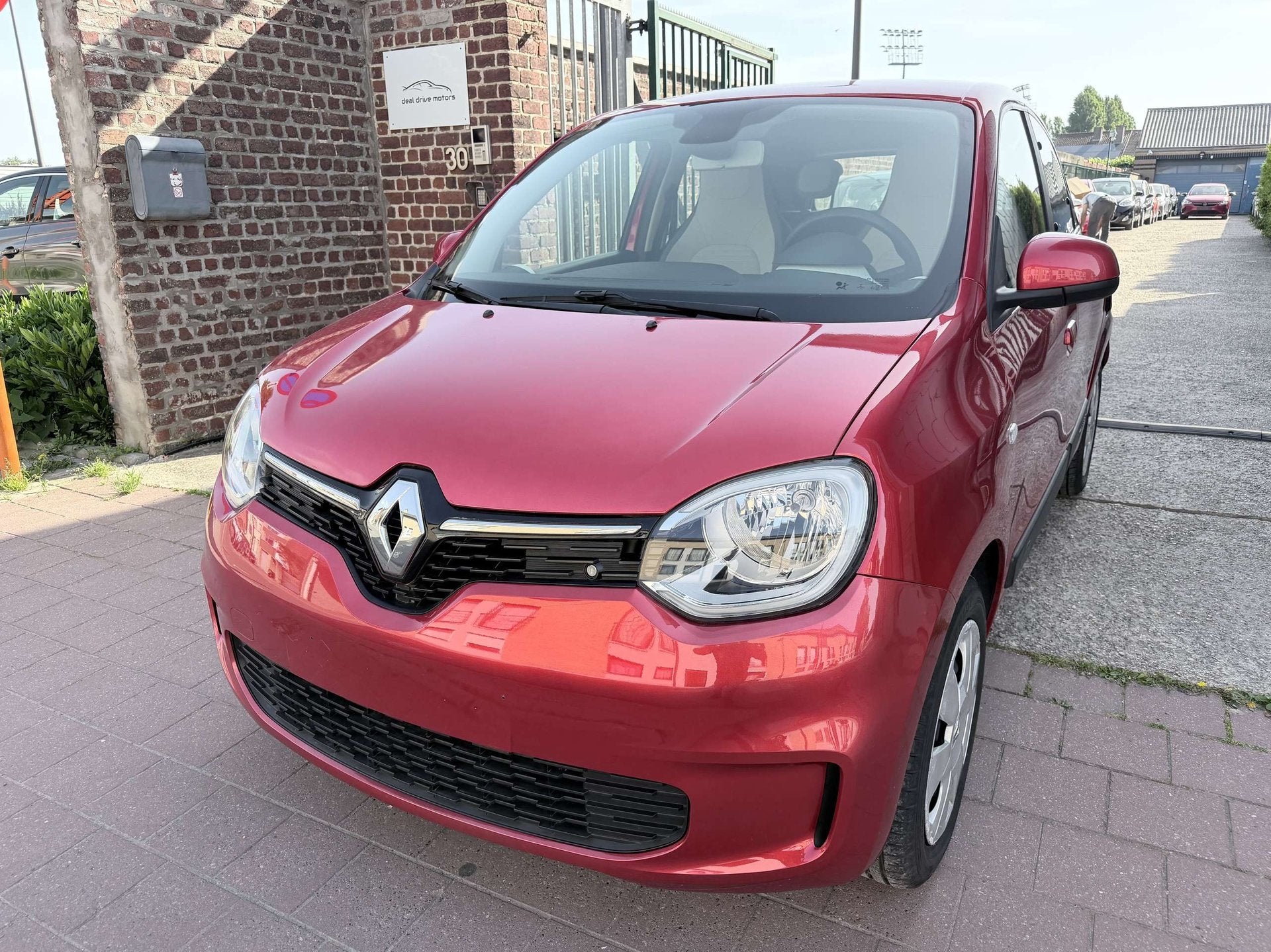 Renault Twingo 1.0 I EDITION ZEN, Autos, Rouge, 998 cm³, Euro 6, Éclairage LED