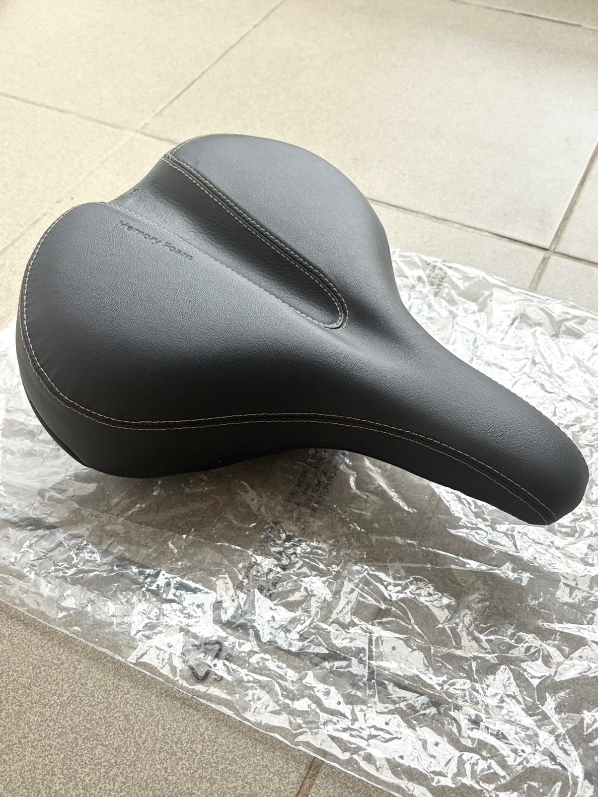 Fietszadel / zadel voor de fiets BBB soft relaxed, Ophalen of Verzenden, Zo goed als nieuw, BBB Cycling, Zadel