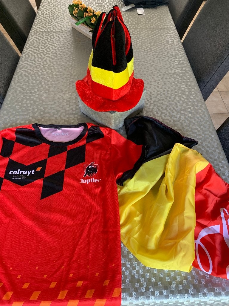 Supportersartikelen Rode Duivels: vlag, hoed, t-shirt..., Enlèvement ou Envoi, Neuf, Maillot