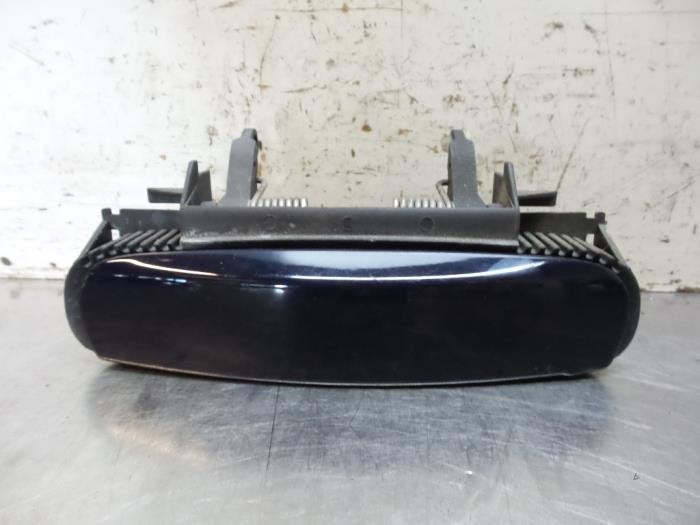 Poignée portière 4portes arrière gauche d'un Audi A4 (A4, -, Audi, Utilisé, -